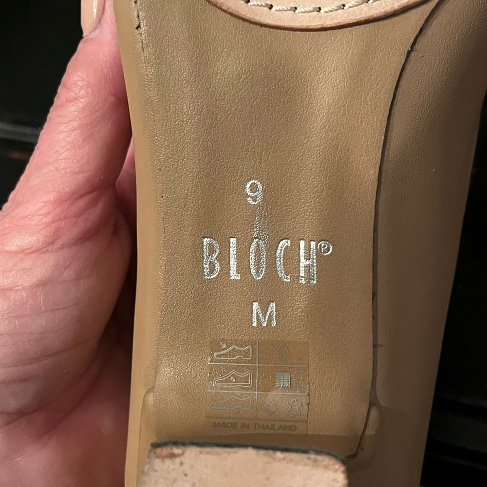 Bloch Tan Ladies Broadway-Lo Character Shoes. Size 9M. - Picture 5 of 8